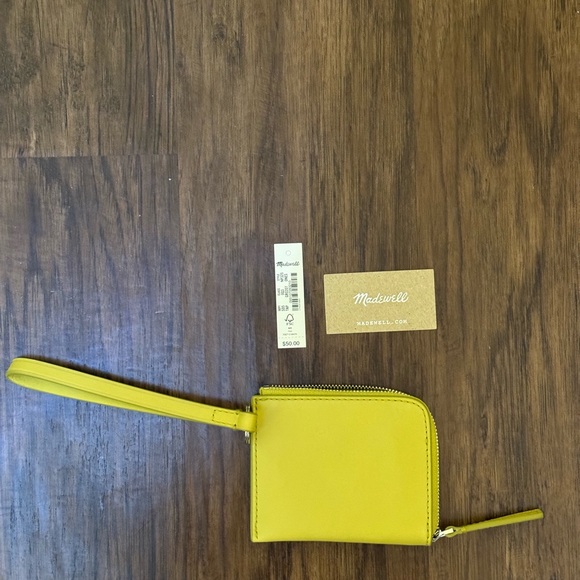 Madewell the essential small zip wallet - Picture 2 of 6